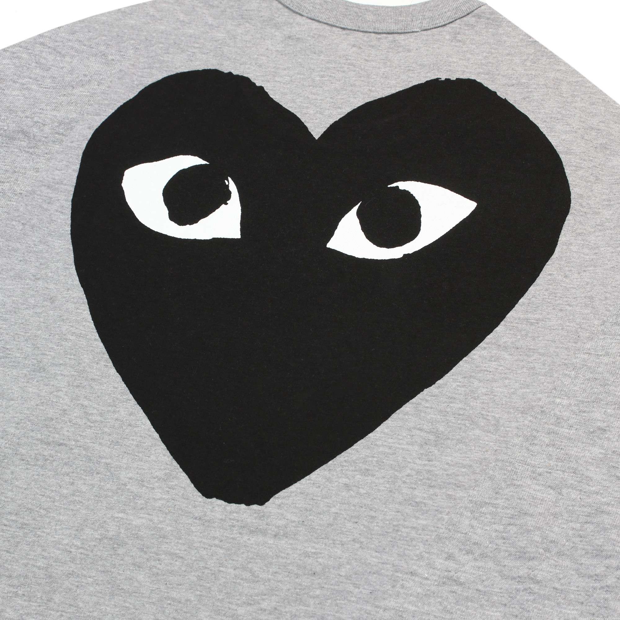 Play Heart Logo T-Shirt Grey