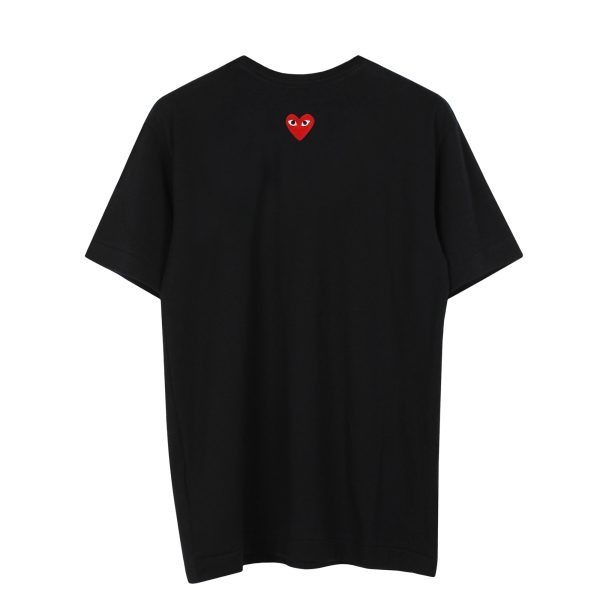 comme-des-garcons-play-reverse-red-heart-tshirt-black-ax-t340-051 (2)